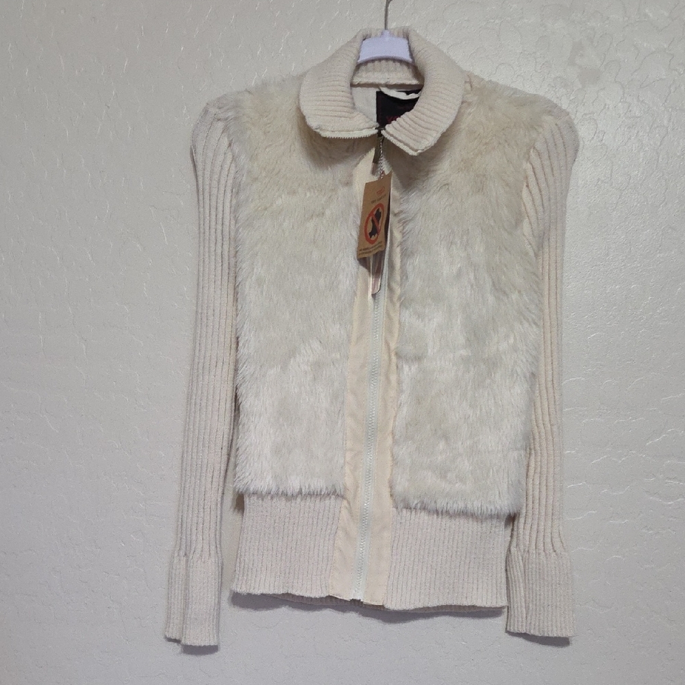 Ivory Faux Fur Front Zip Knit Jacket